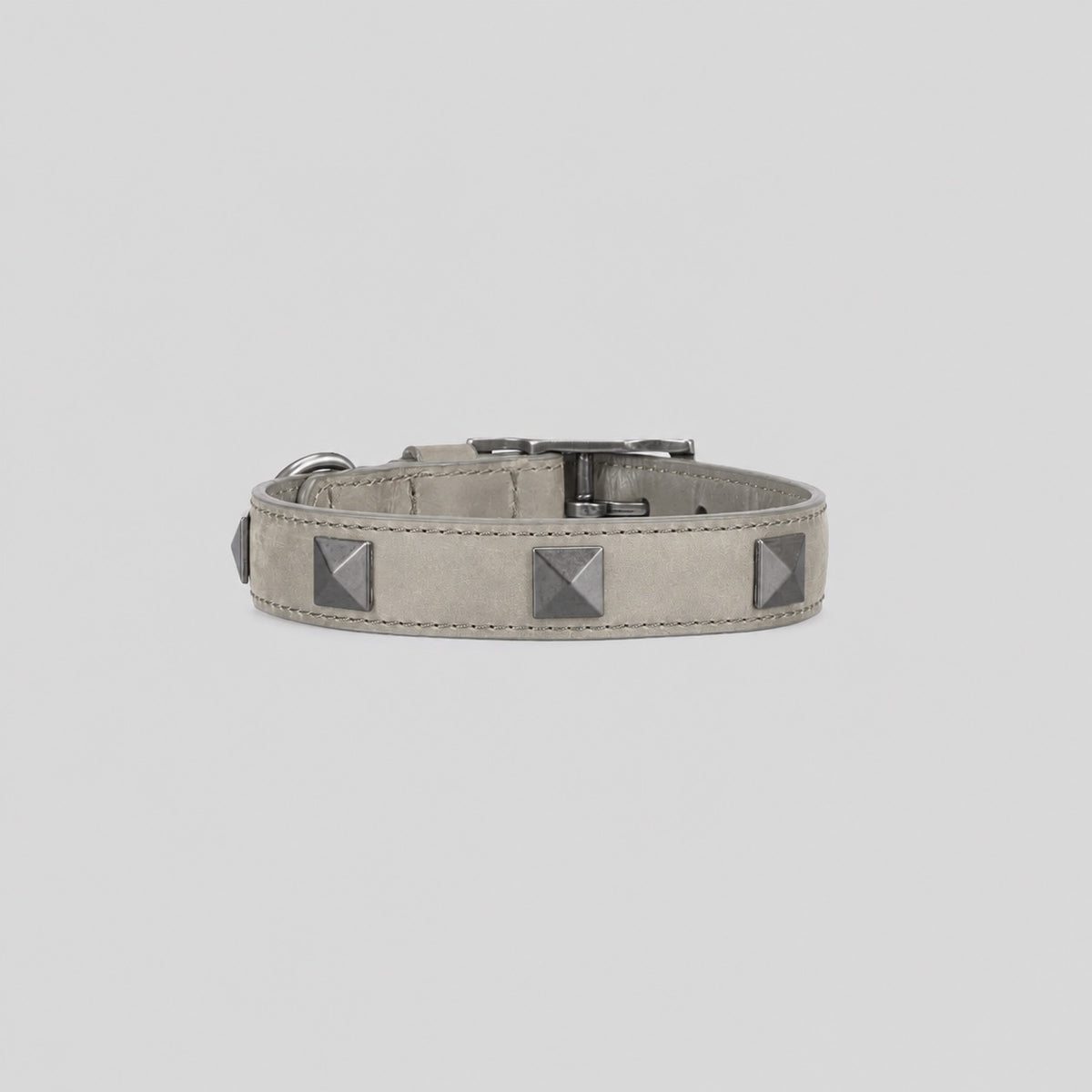 COLLAR / CUERO TACHES GRIS