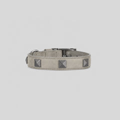 COLLAR / CUERO TACHES GRIS