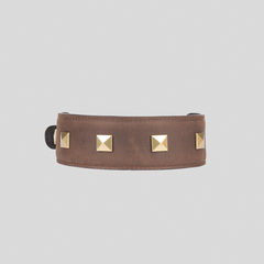 COLLAR / CUERO TACHES COFFEE