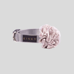 COLLAR DE FLOR  / BÁSICO GRIS