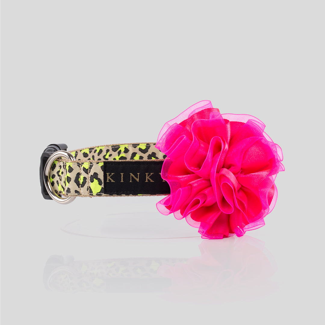 COLLAR DE  FLOR  / LEOPARDO AMARILLO NEÓN FUCSIA