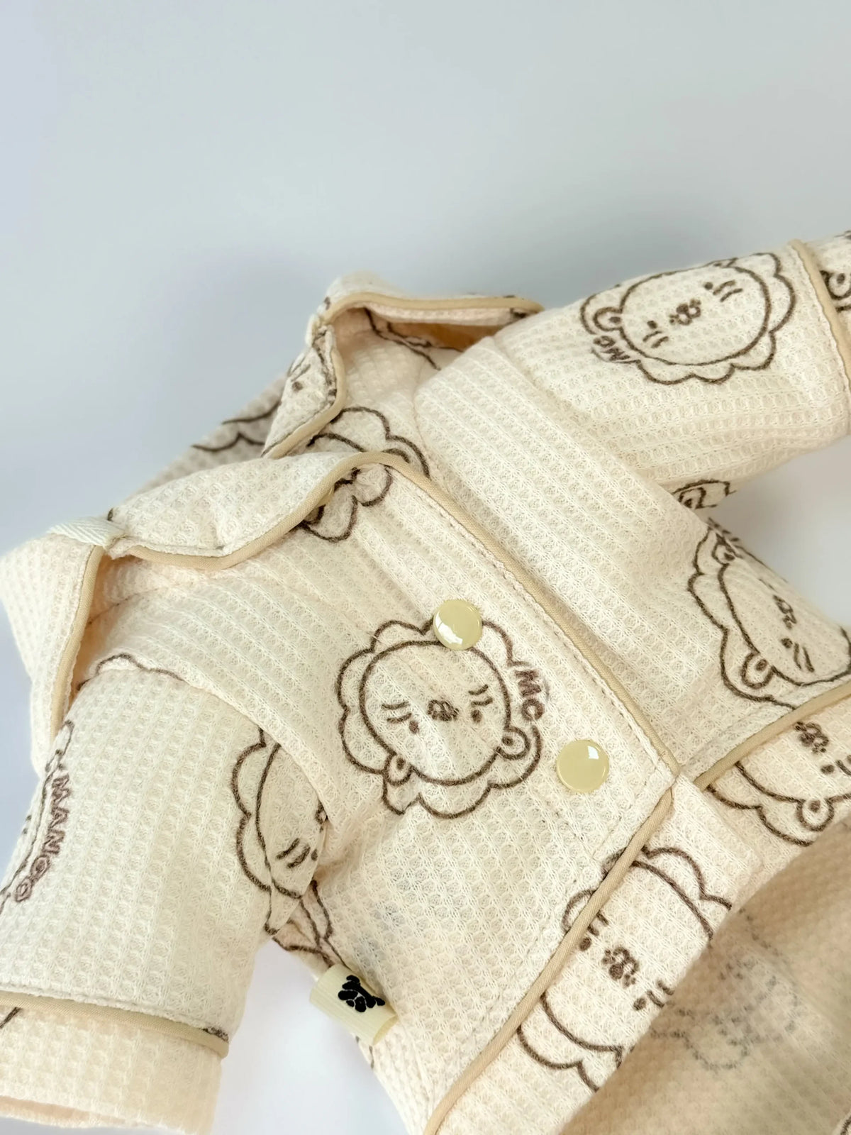 PIJAMA VELU LEONES / MANGO COUTURE